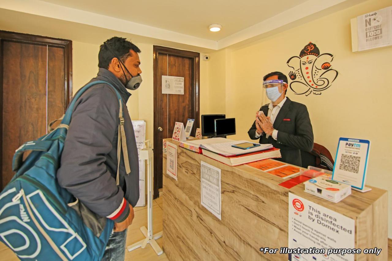 בובנשוואר Oyo Flagship 9964 Hotel Shine מראה חיצוני תמונה